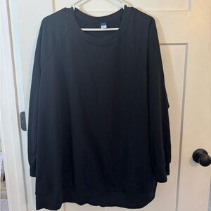 Black Crewneck Sweatshirt